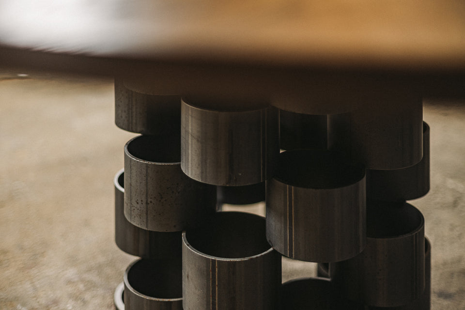 DINING TABLE 659