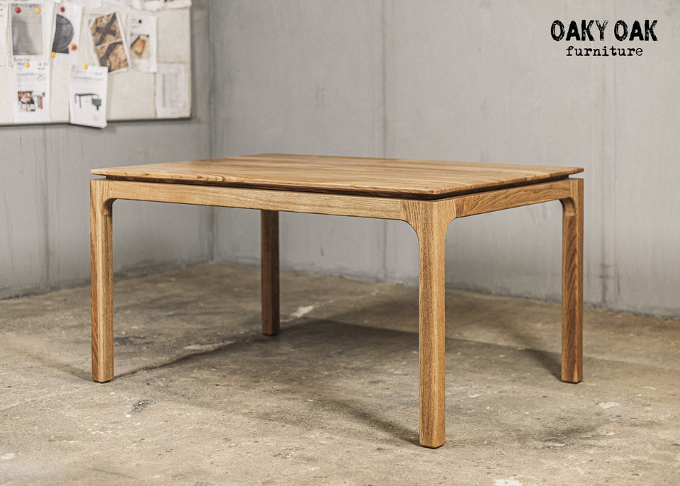 DINING TABLE 653