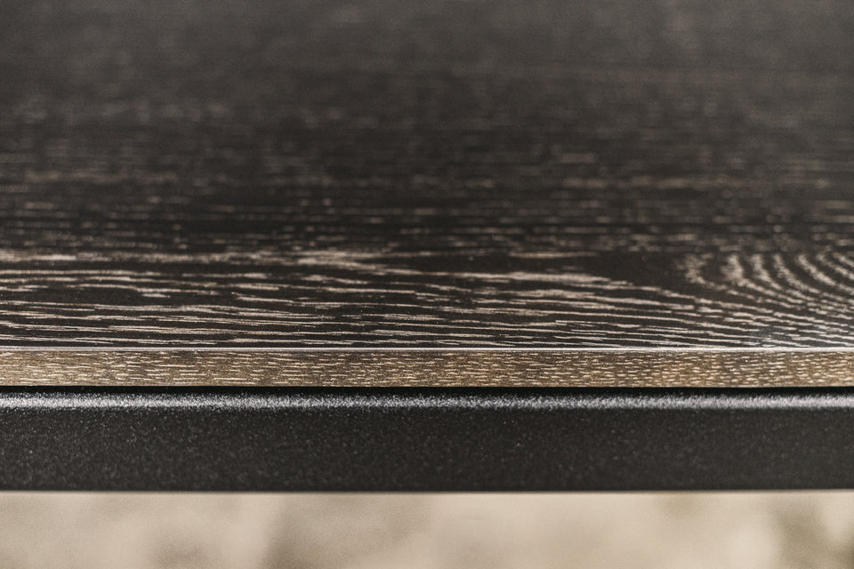 DINING TABLE 662