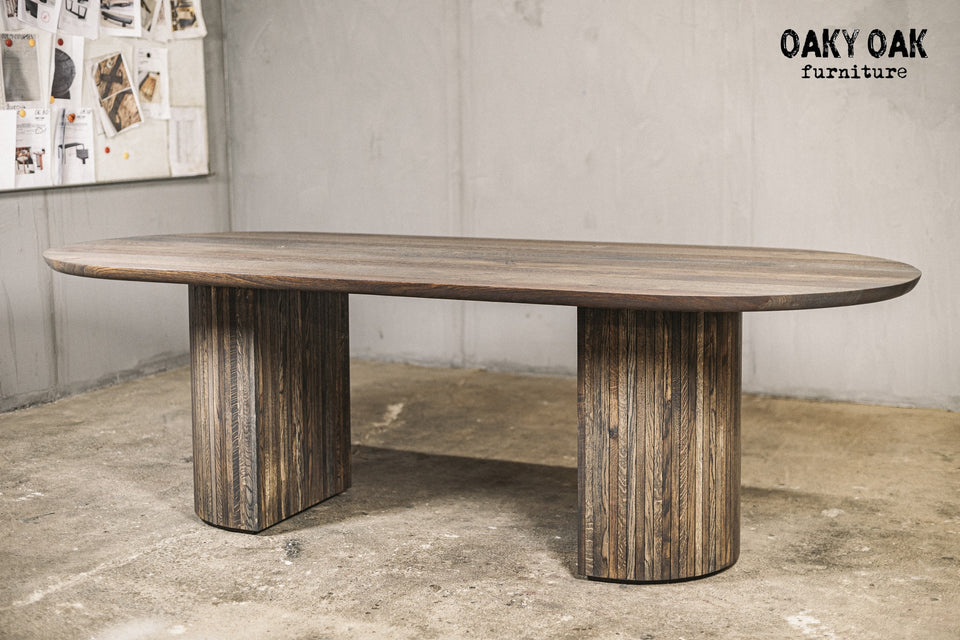 DINING TABLE 660