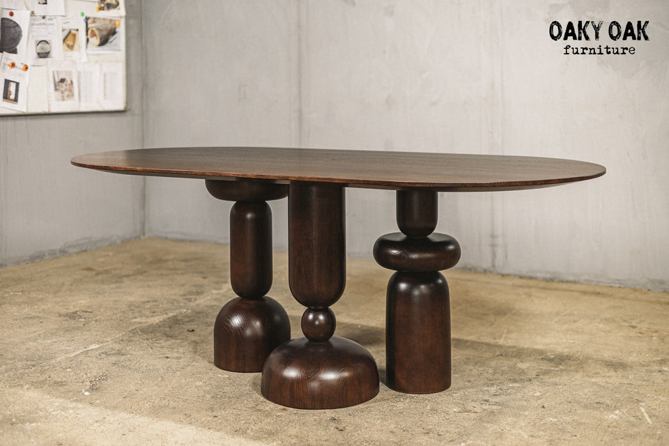 DINING TABLE 666