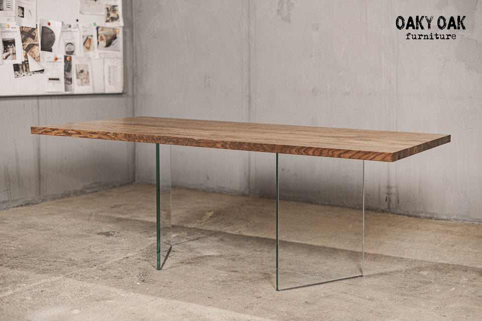 DINING TABLE 699