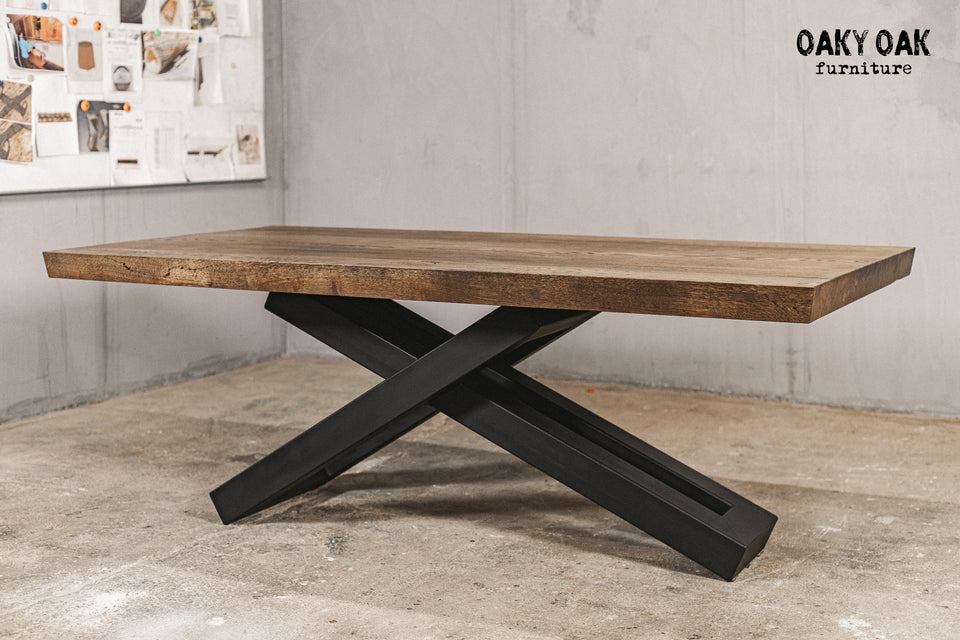 DINING TABLE 781