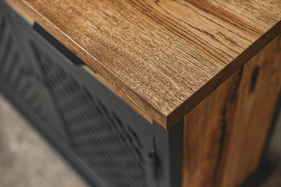 CHEST OF DRAWERS 722