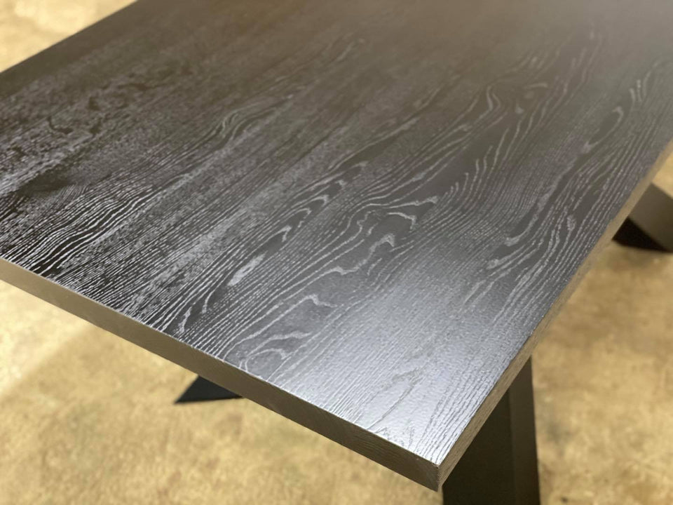 DINING TABLE 257