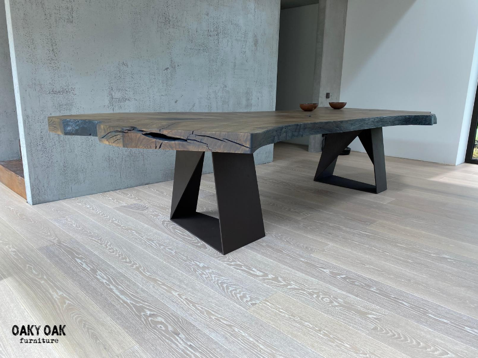 DINING TABLE 280