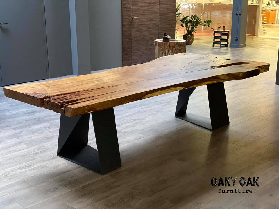 DINING TABLE 459