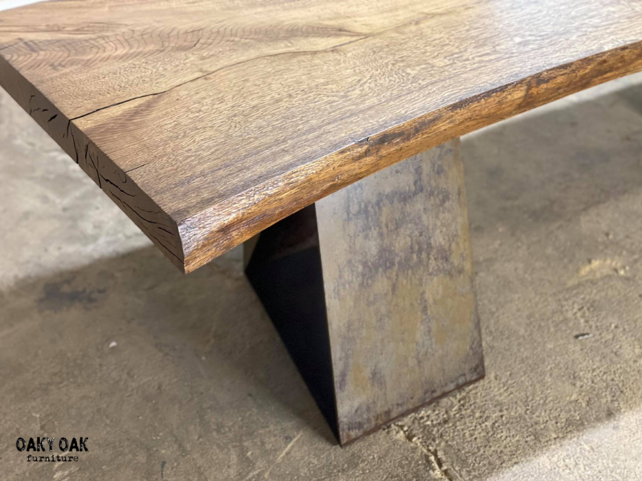 DINING TABLE 263
