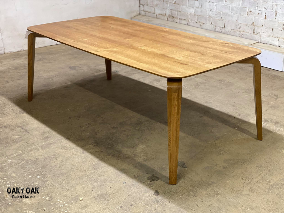 DINING TABLE 261