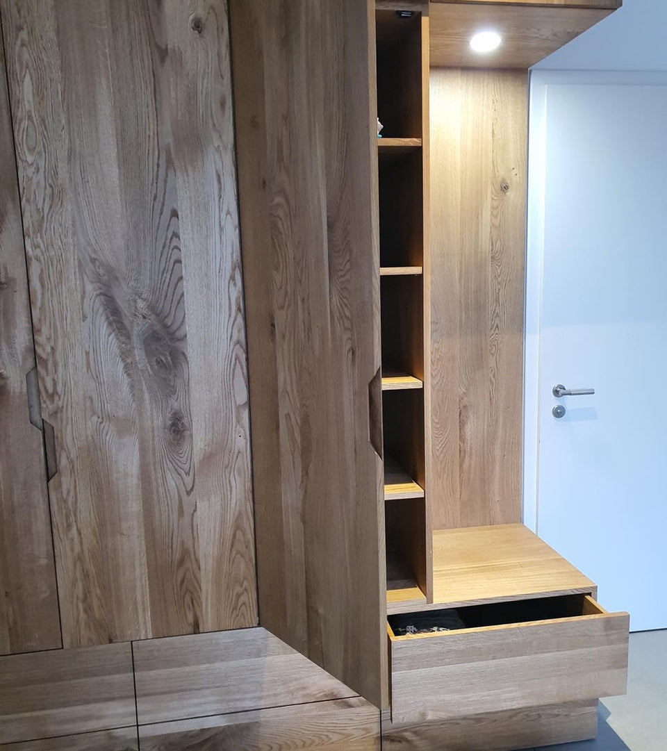 WARDROBE 340