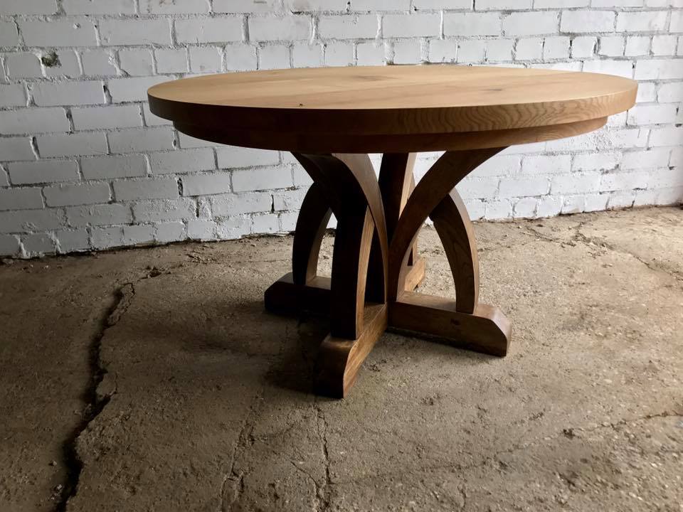 DINING TABLE 055
