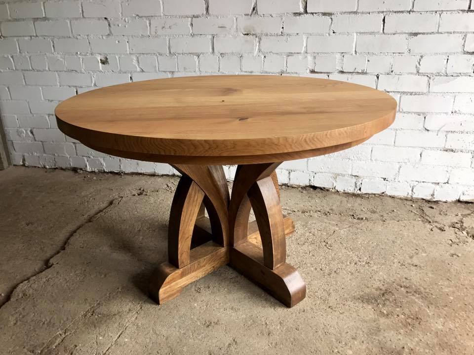 DINING TABLE 055