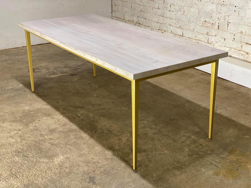 DINING TABLE 315