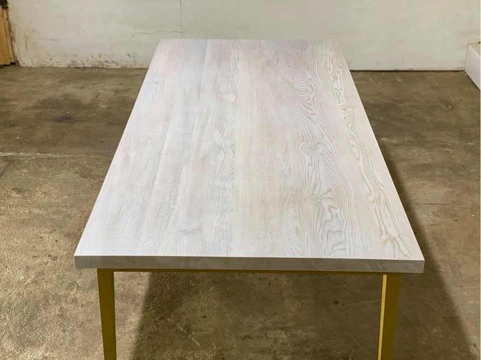 DINING TABLE 315