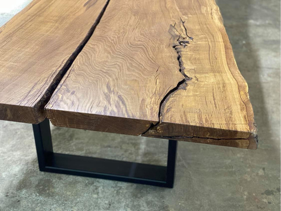 DINING TABLE 311