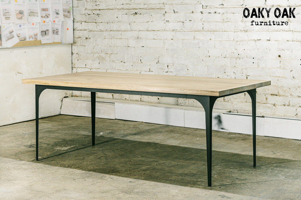 DINING TABLE 425