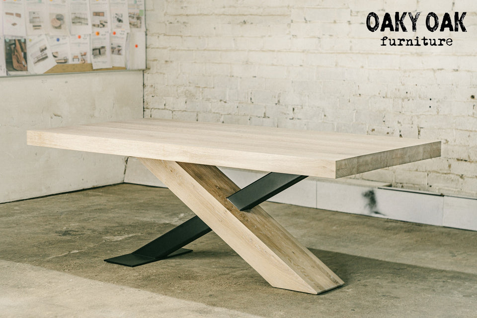 DINING TABLE 436