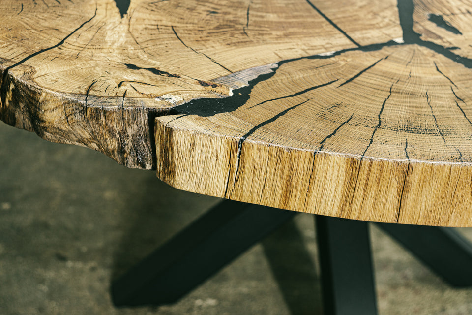 DINING TABLE 443