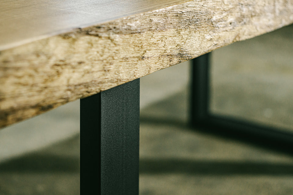 DINING TABLE 446