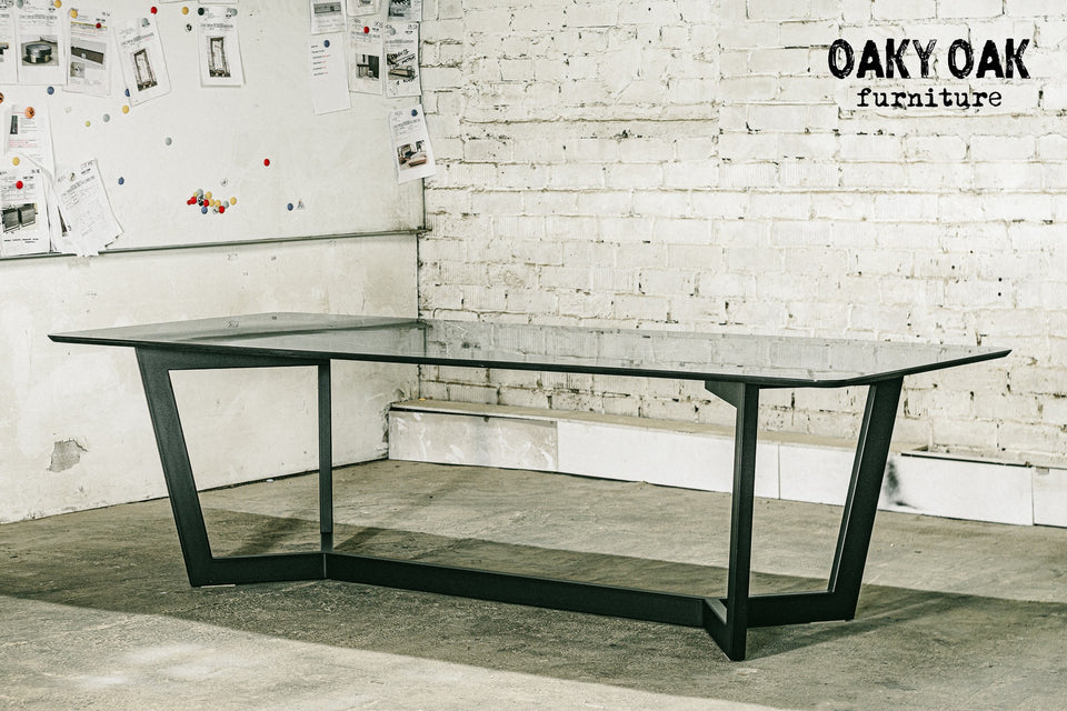 DINING TABLE 462