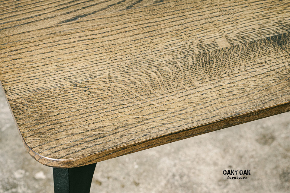 DINING TABLE 482