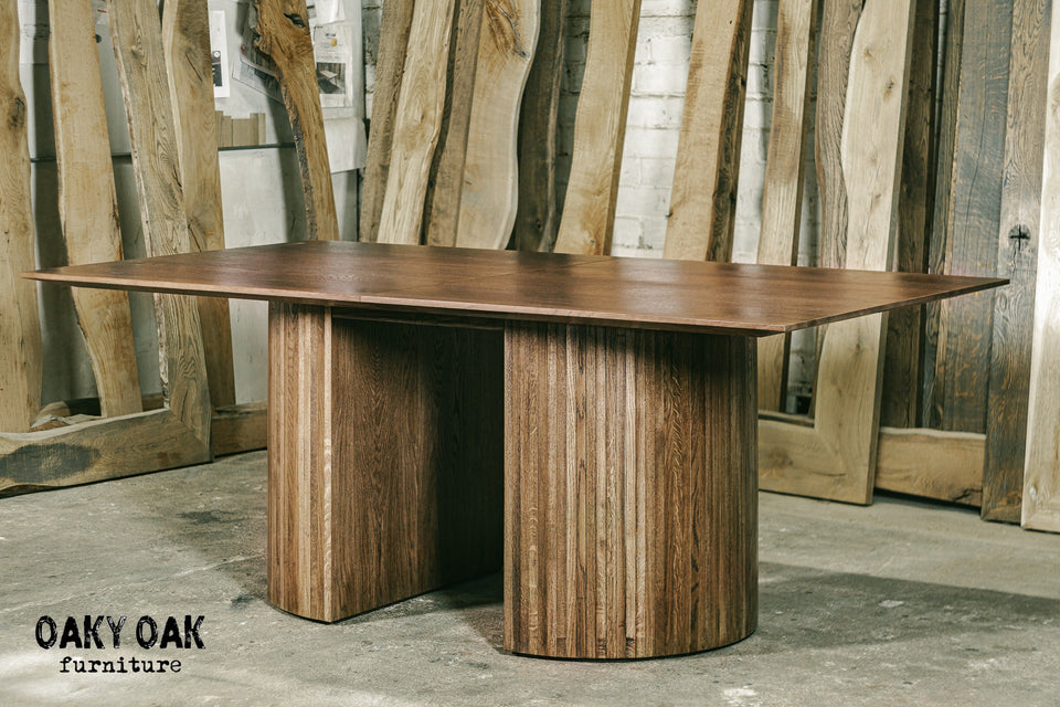 DINING TABLE 520