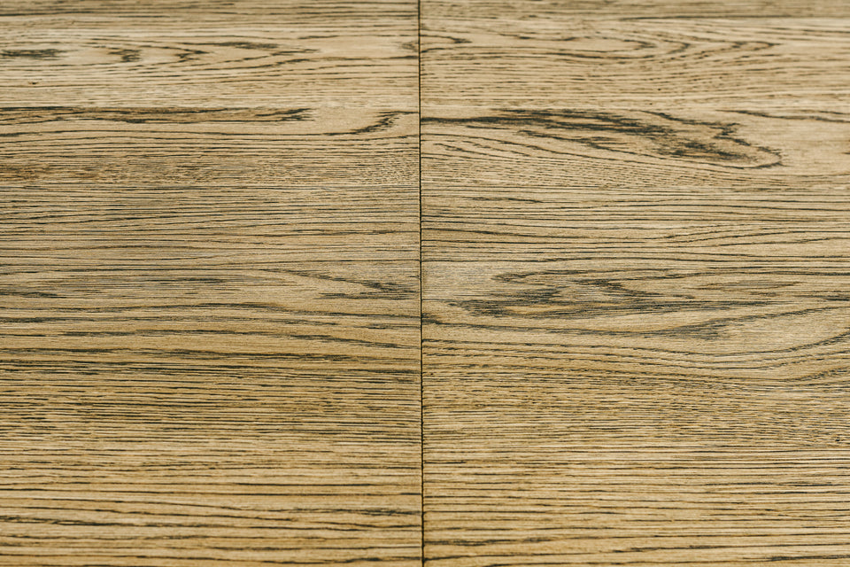 DINING TABLE 525