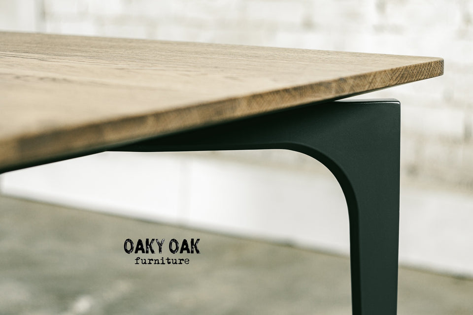 DINING TABLE 525