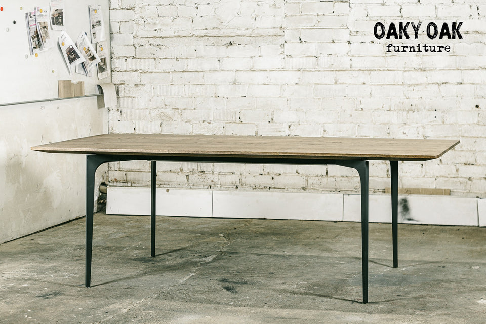 DINING TABLE 525