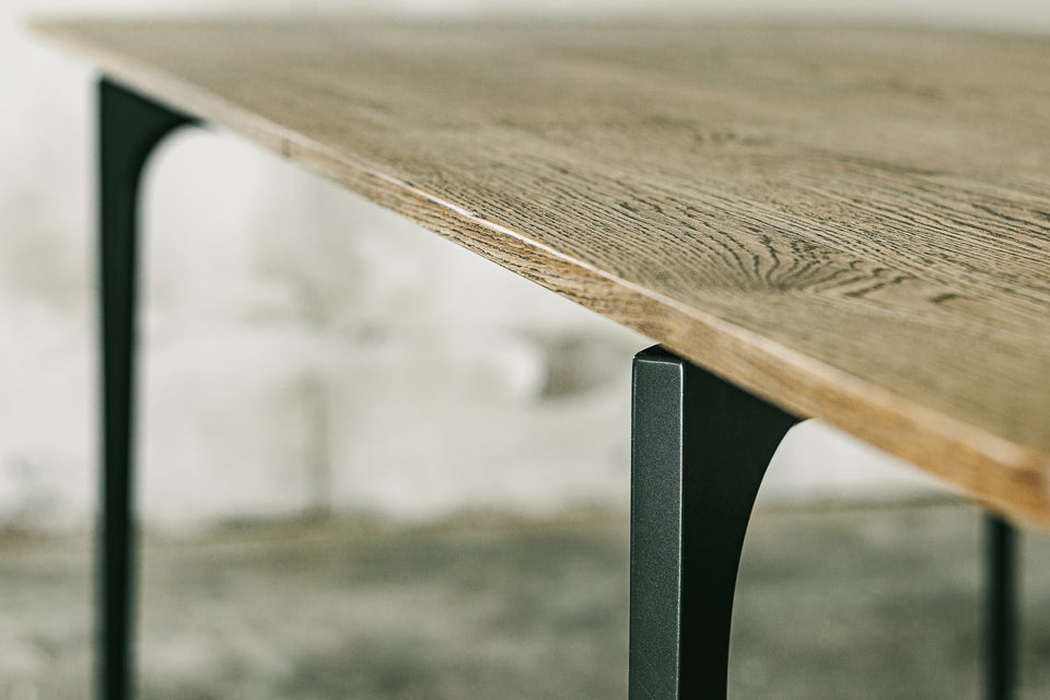 DINING TABLE 525