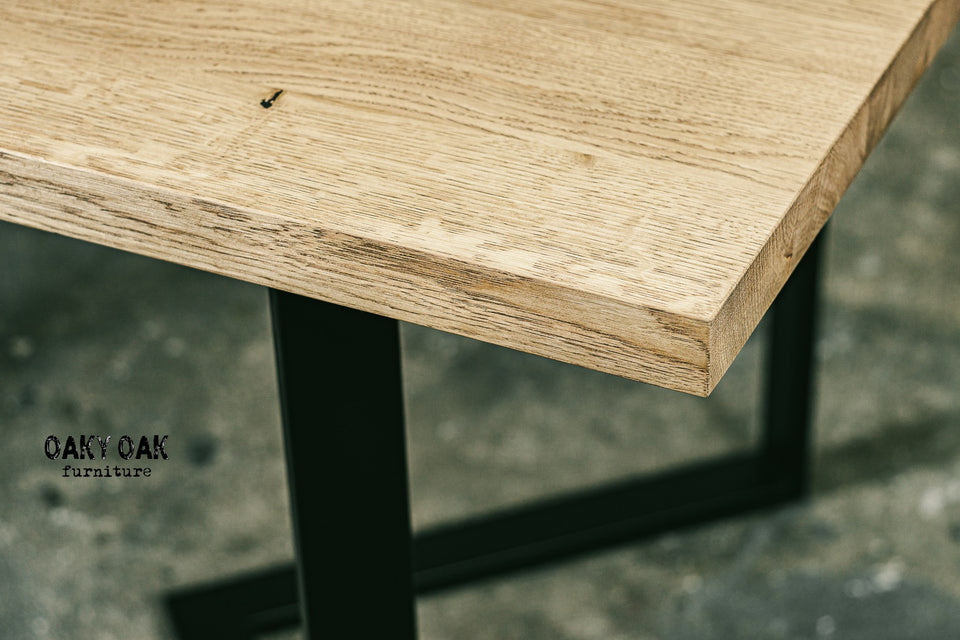 DINING TABLE 532