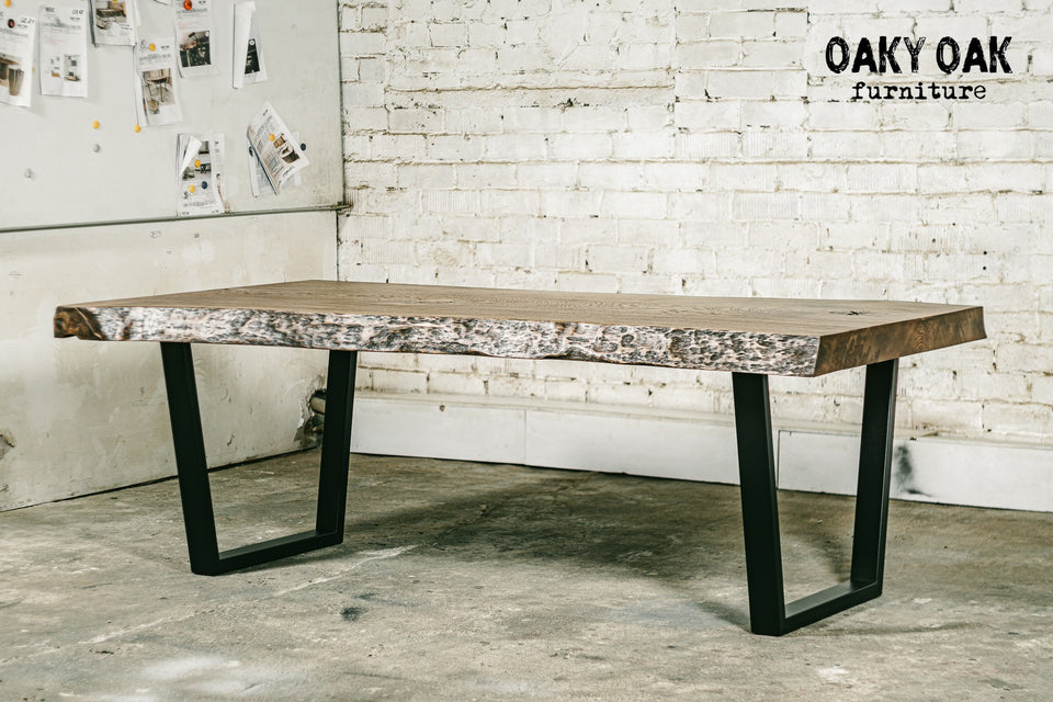 DINING TABLE 539