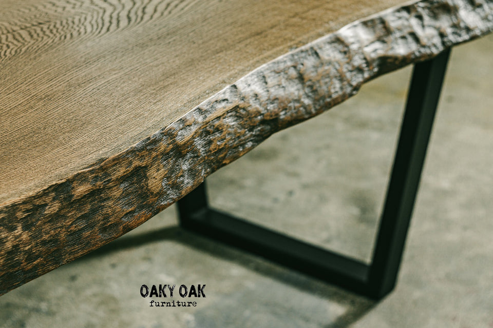 DINING TABLE 539