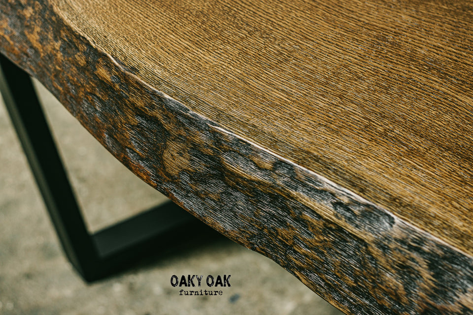 DINING TABLE 539