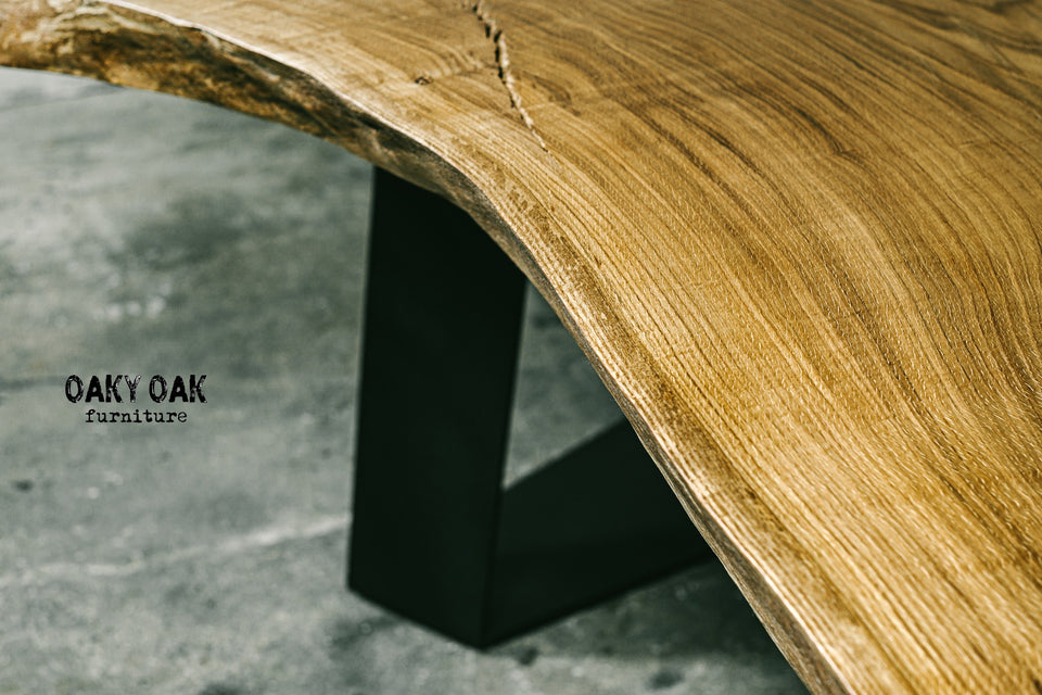 DINING TABLE 534