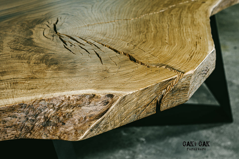 DINING TABLE 534