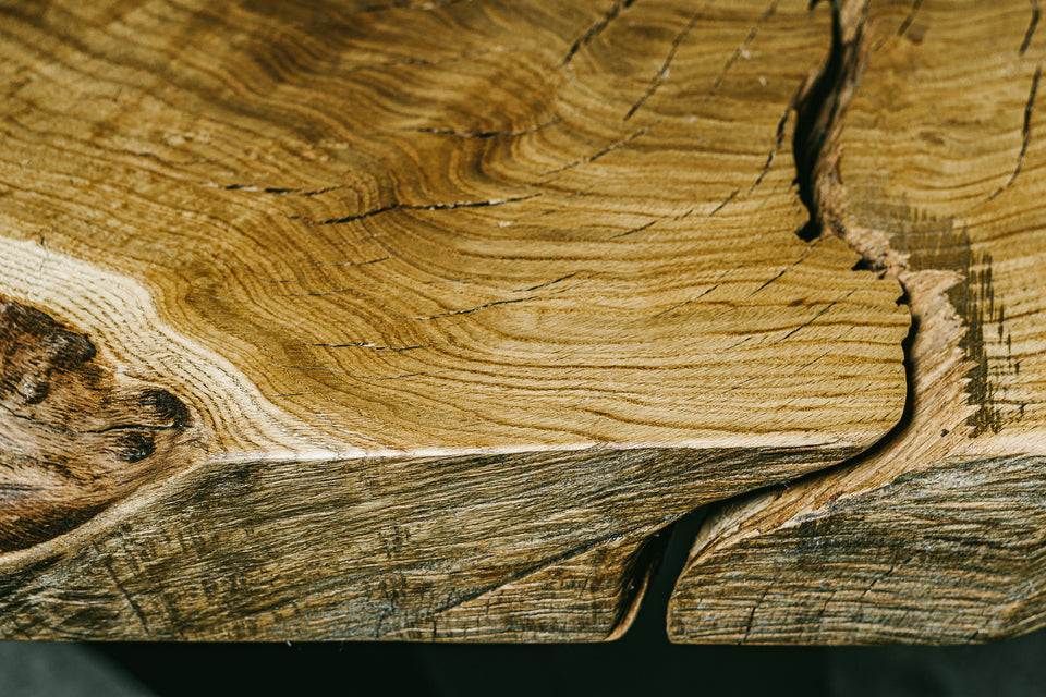 DINING TABLE 534