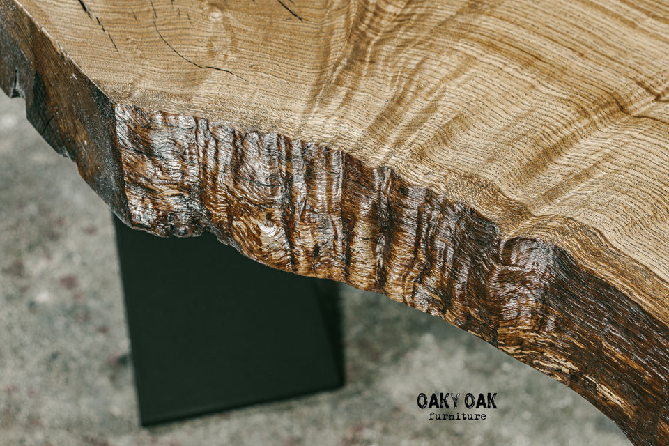 DINING TABLE 560