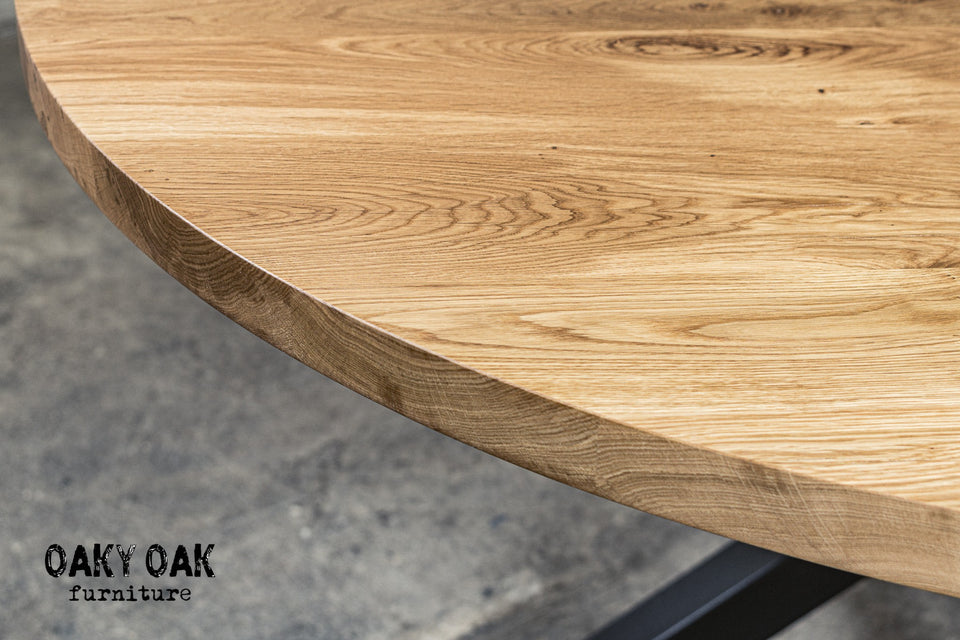 DINING TABLE 570