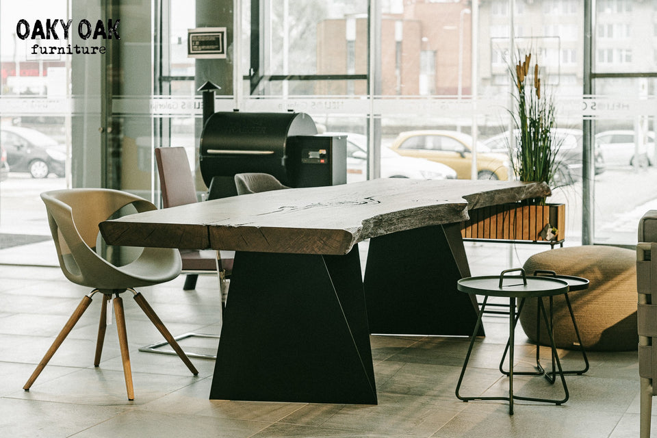 DINING TABLE 605