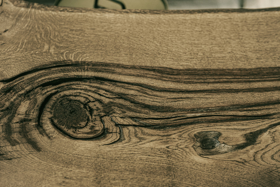 DINING TABLE 605