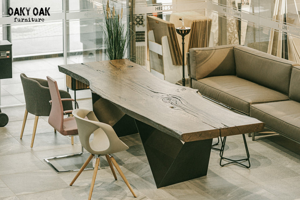 DINING TABLE 605