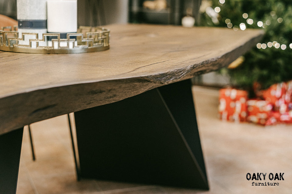 DINING TABLE 616
