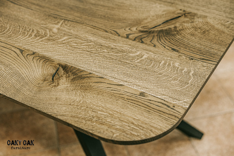 DINING TABLE 615