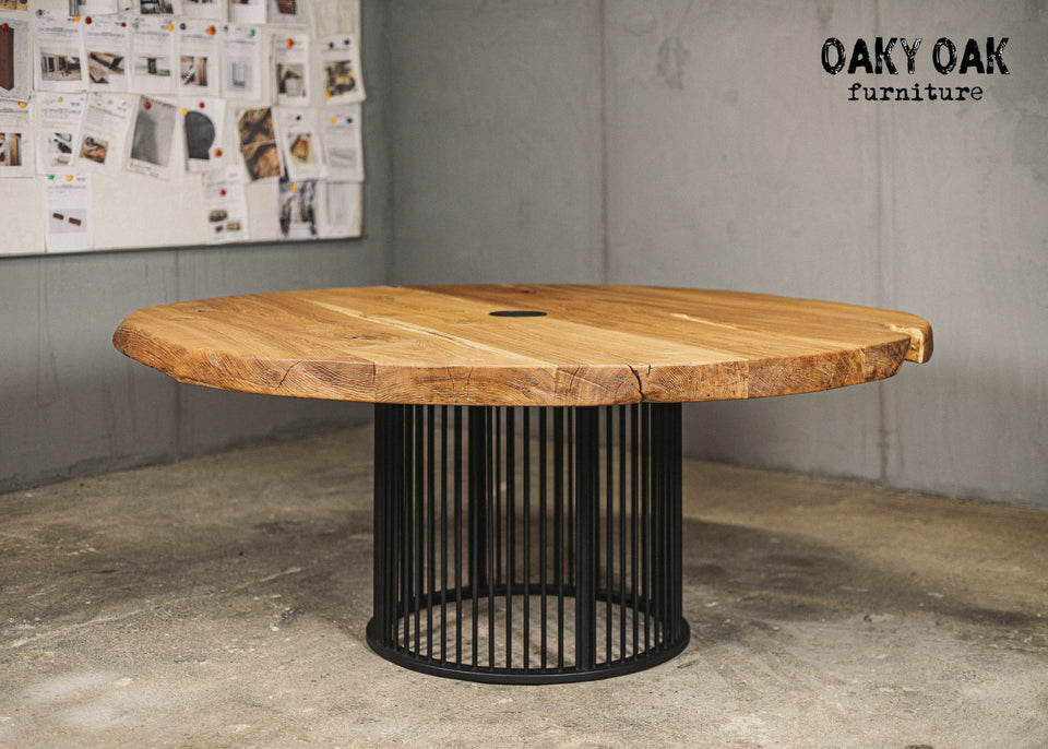 DINING TABLE 638