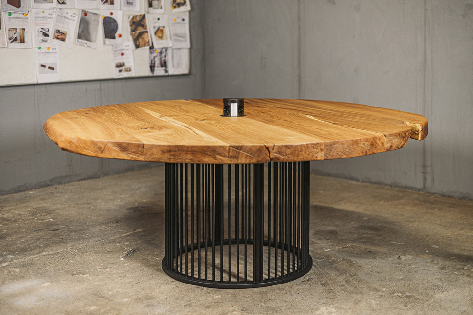 DINING TABLE 638