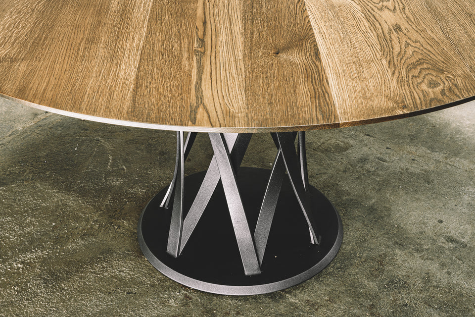 DINING TABLE 184