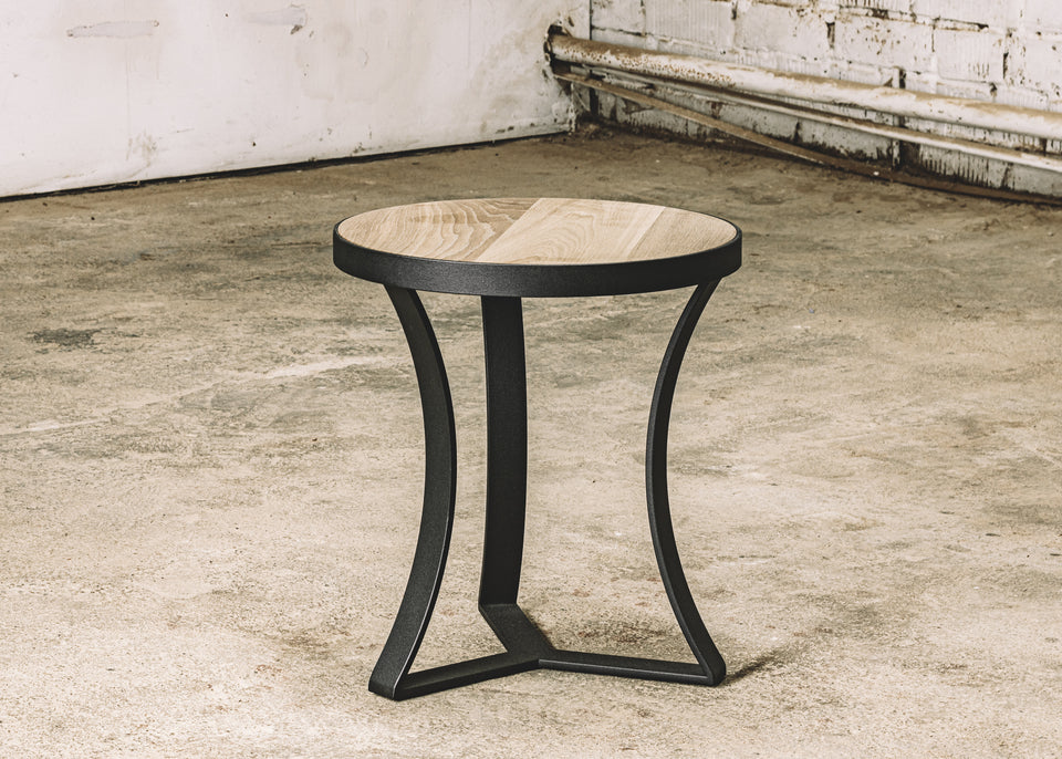 COFFEE TABLE 193