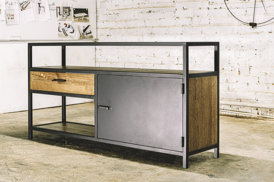 TV TABLE 207