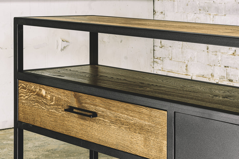 TV TABLE 207